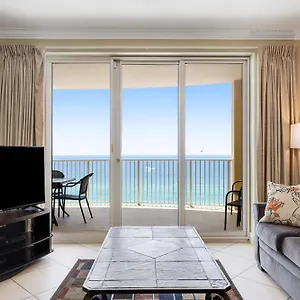  Holiday home Parking Included-beachfront 2bd Ocean Villa! Gorgeous Amenities, Private Complex